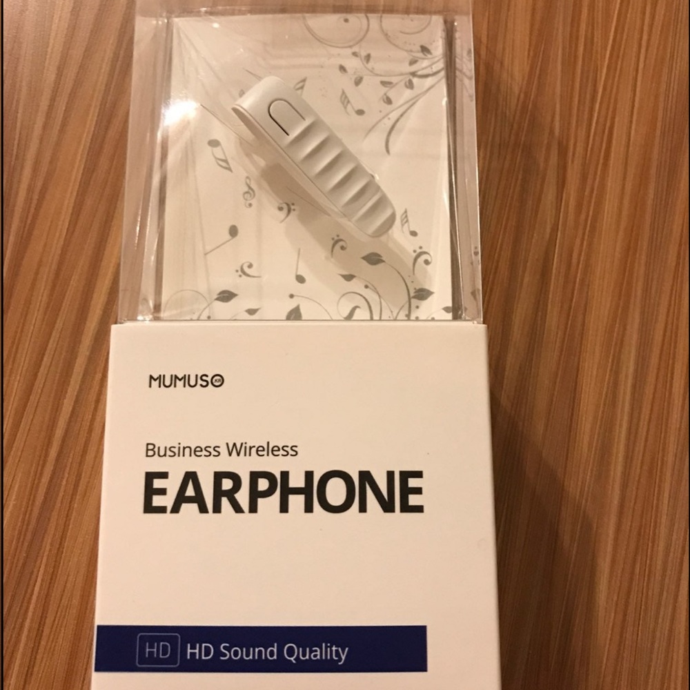 Mumuso Fashionable Mini Wireless Headphone
Rose Gold